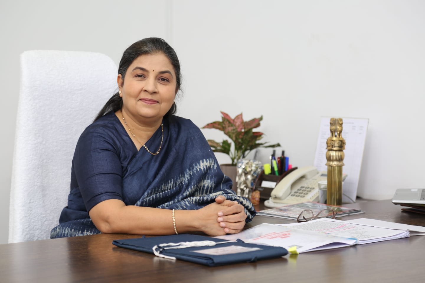 Abha Shukla receives Women in Energy and Utilities